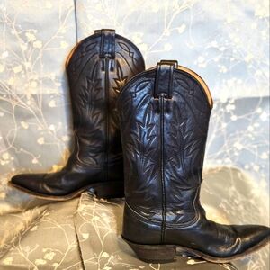 Nocona cowboy boots